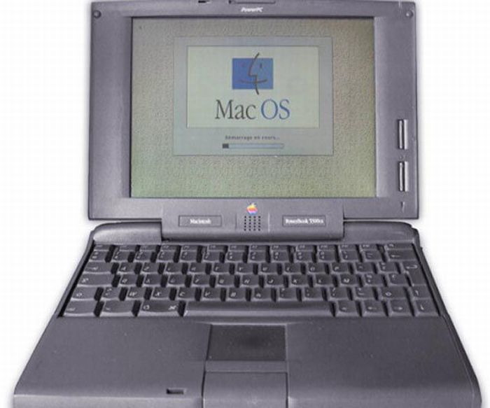 1995 - Macintosh Powerbook 5300