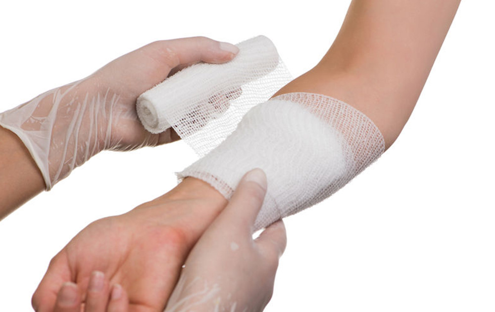 emergency tips - safety tips - "If you're treating a gunshot victim while waiting on an ambulance, the best thing you can do is apply constant pressure to the wound. Bind it if you can. But, whatever you do, absolutely do not remove bandages if they get t