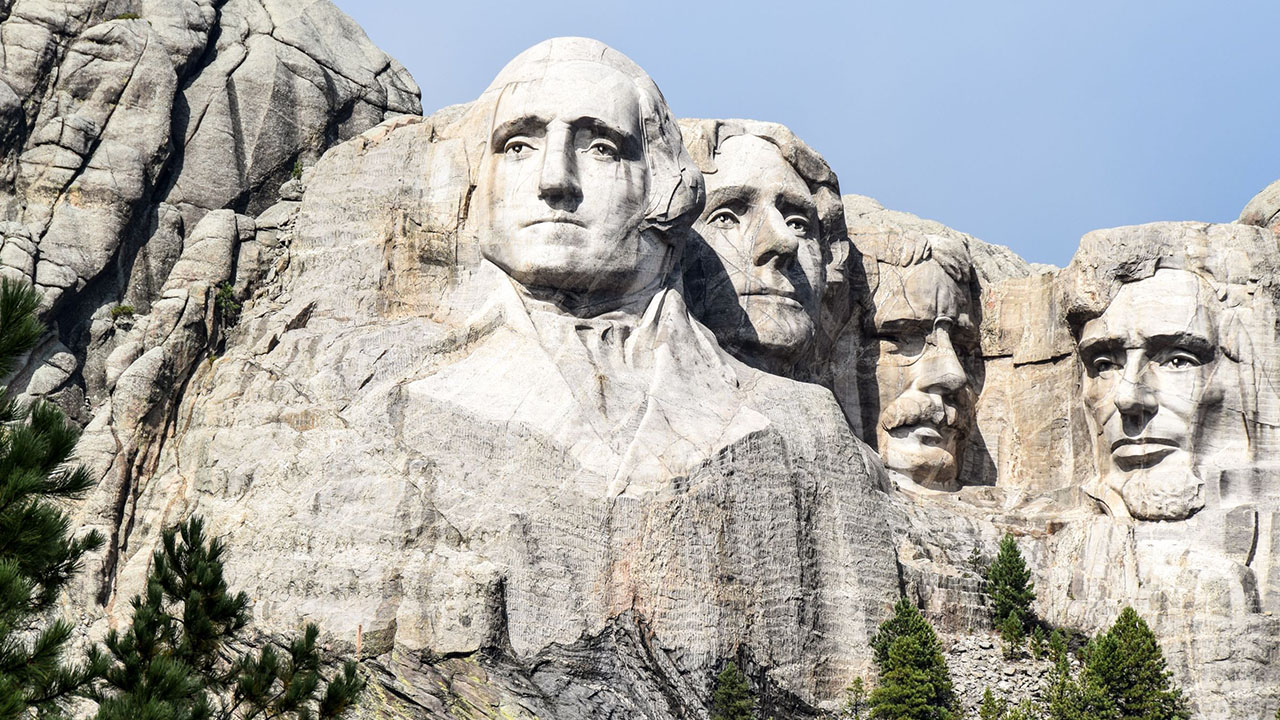Famous Places You Shouldn't Visit - mount rushmore national memorial