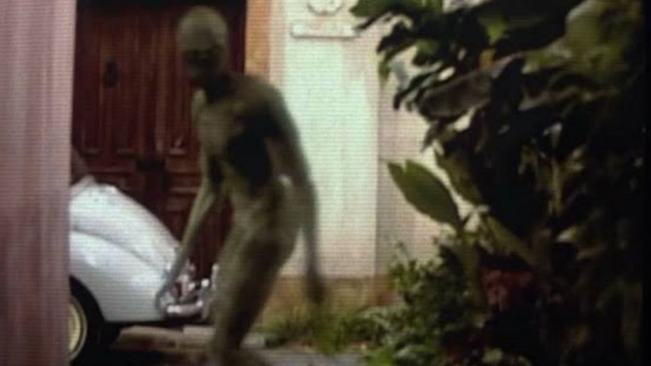 Most Traumatic Movie Scenes - alien signs movie