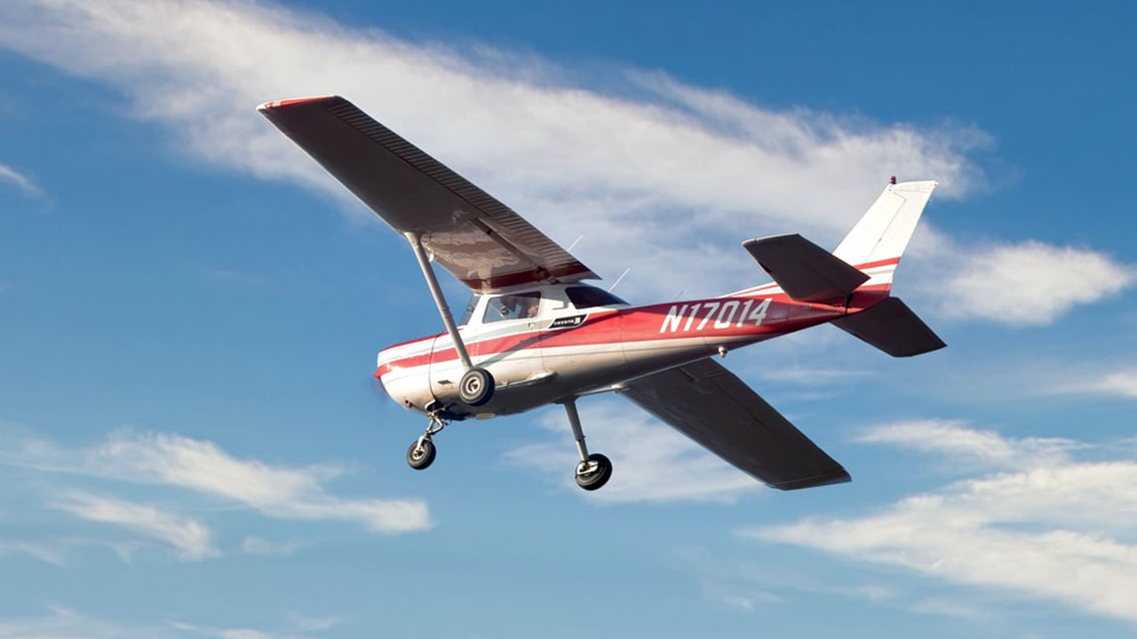 Skills That Are Easier To Learn Than You Think - Flying a small airplane