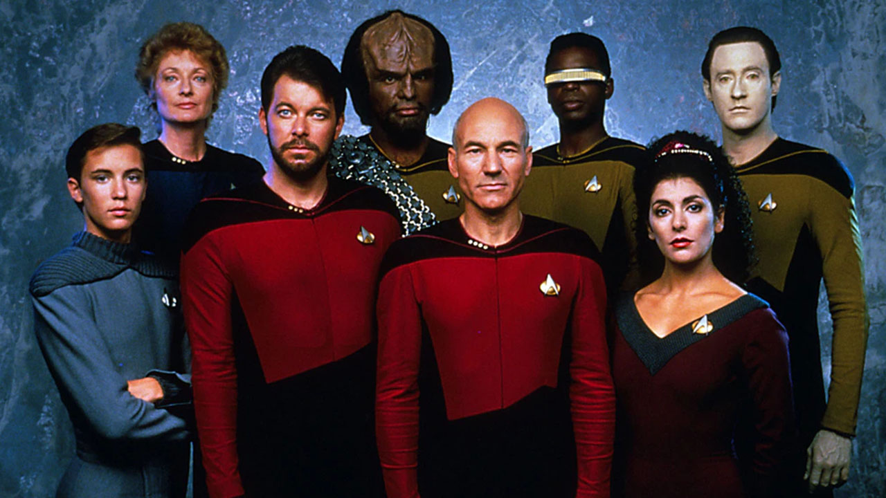 Things We Love About the 90s - star trek the next generation - 3 Hess