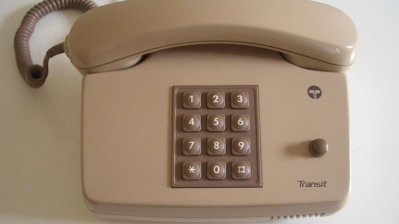 Things We Love About the 90s - old phones from the 90s - 1 4 7 2 5 8 3 Transit