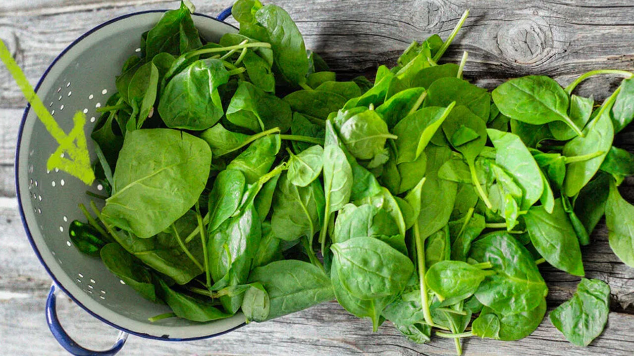 elementary facts - skin benefits of spinach