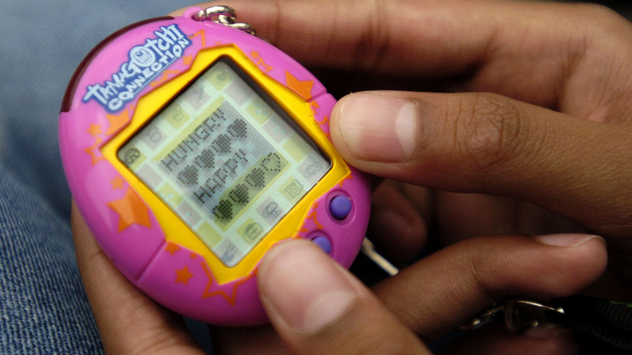 Out of use 2000s - tamagotchi toy - Tamagotchi Connection Hungry Happy 34
