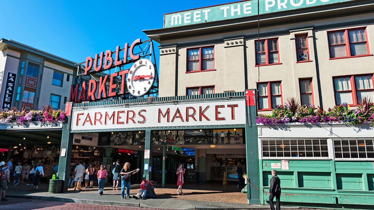 Chef Anthony Bourdain facts - pike place market - Meet The 0000 Public Rket Farmers Market The Watchen Pike Place Bakes Ff