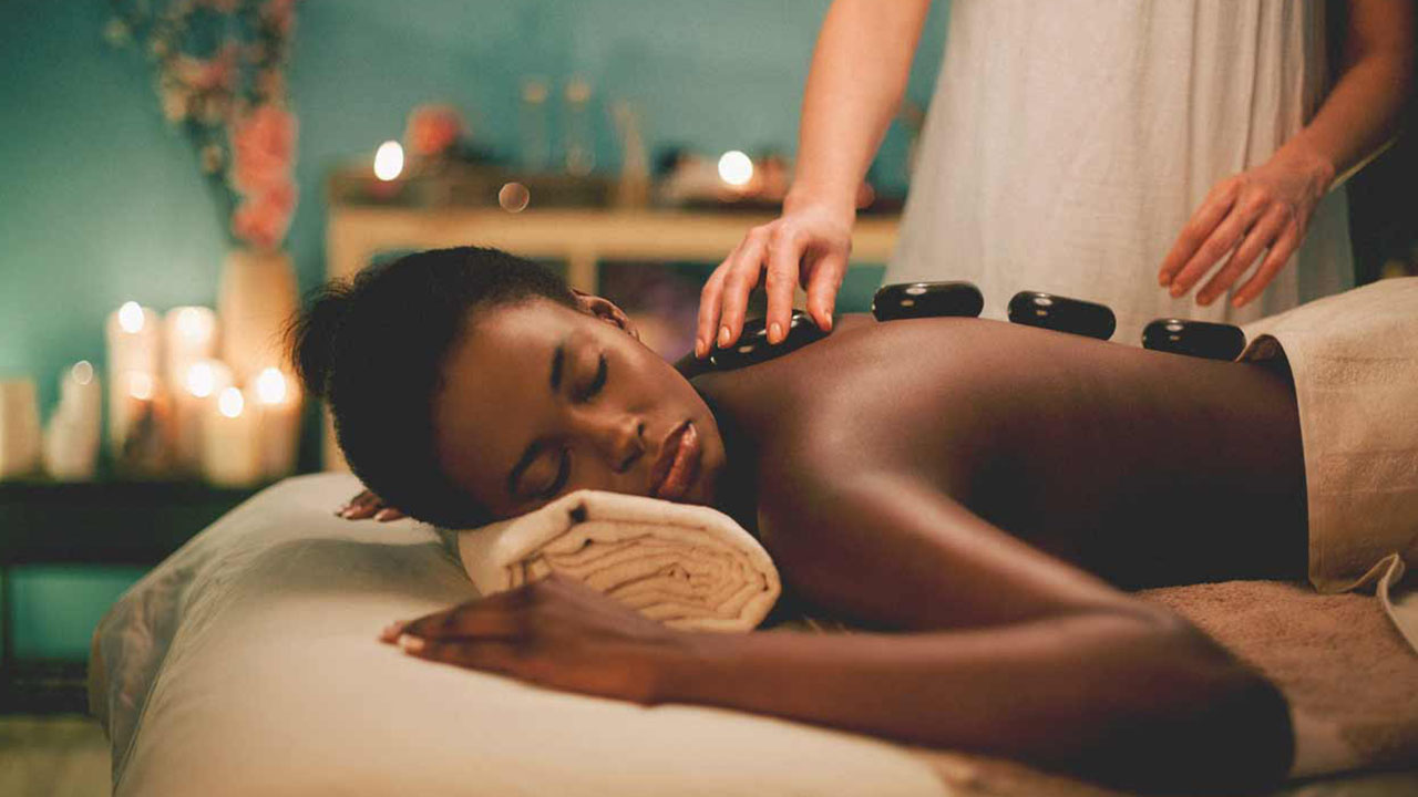 People reveal facts about different jobs - hot stone massage therapy