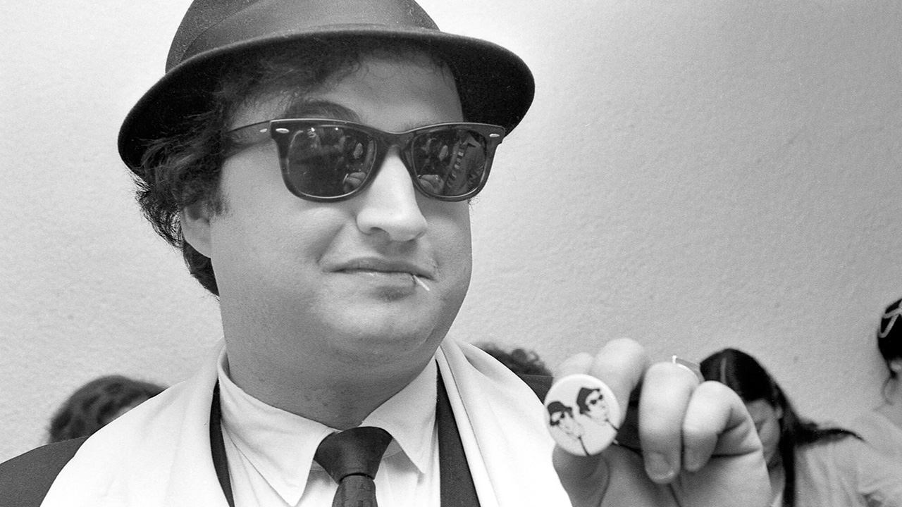 "John Belushi. In a brief period in the 1970's starred is SNL, Animal House and The Blues Brothers but died in 1982 from a heroin overdose." - c-fox