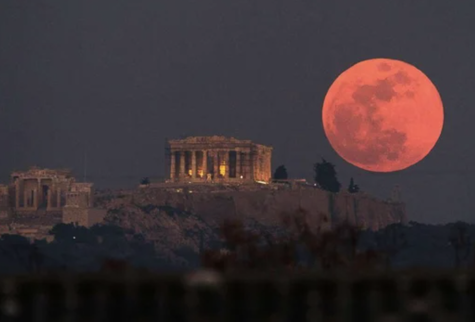 fascinating outer space - parthenon
