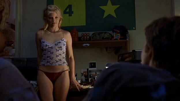 Most Paused Movie Moments - amy smart hot - 4