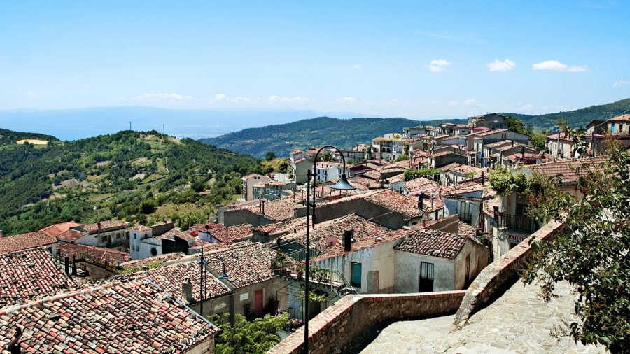 Why These Pretty Italian Villages Wants To Pay You $33,000 To Move In