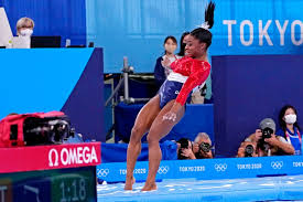 Simone Biles realized that something was wrong,