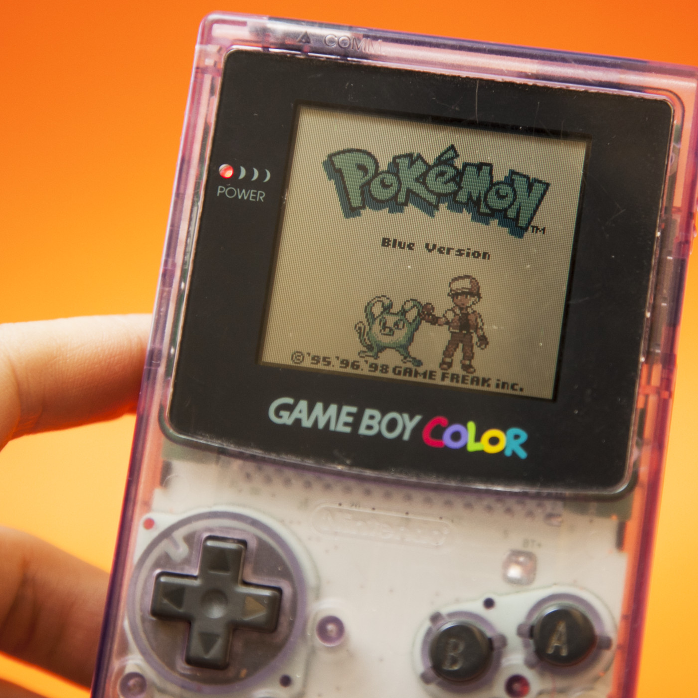 90s nostalgia - play pokemon red and blue gameboy - Va Comme Power Pokale M Blue Version @'95. 96. 98 Game Freak inc. Game Boy Color B