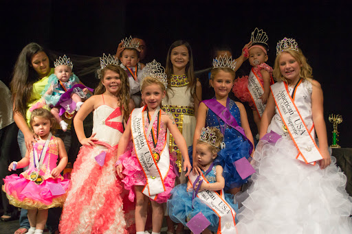 red flags - Child beauty pageants
