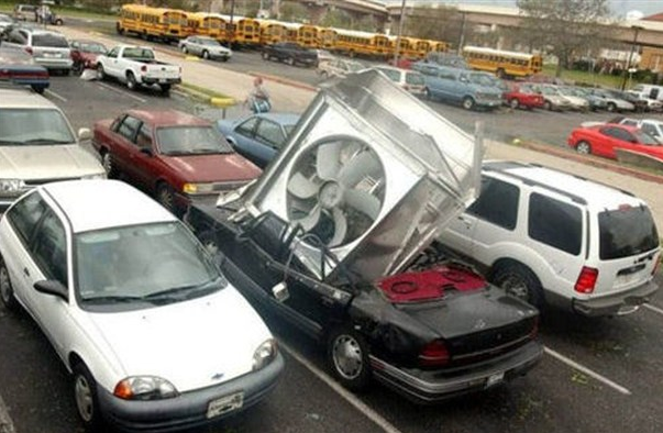 WTF CAR CRASH GALLERY