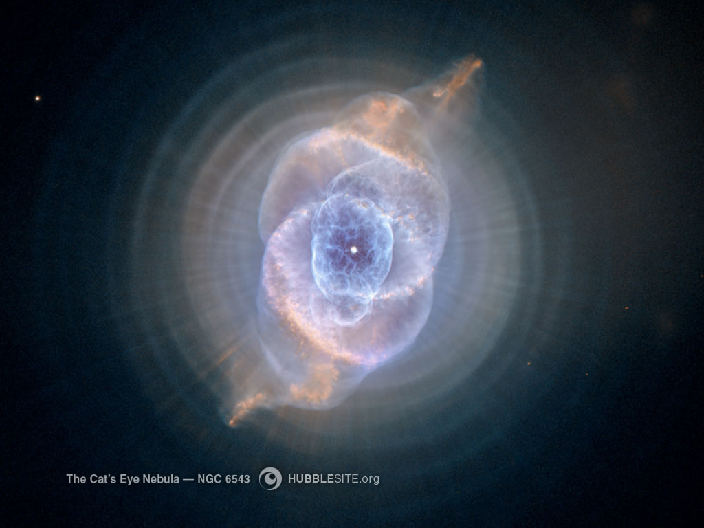 A Dying Star Creates a Sculpture of Gas and Dust