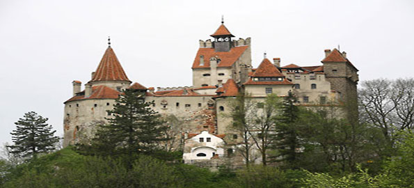  Dracula’s Castle: This 1980 made castle is not converted into a museum. The worth of the house is estimated to be around $130 million and belongs to Archduke Dominic.