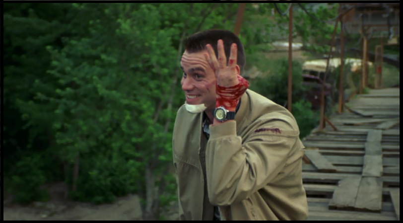 Me, Myself And Irene (2000) - 'Thumb shot off' scene; clearly bending his thumb into his hand. [1:36:12]