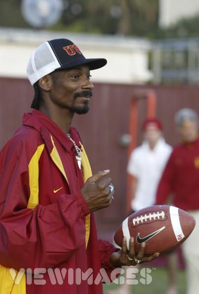 Snoop Dogg sporting USC gear
