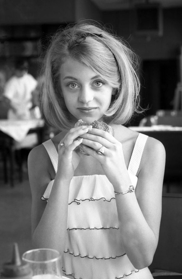 Goldie Hawn Aged 19