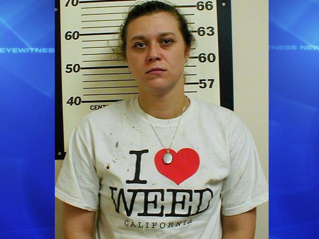 mom arrested for  risk of injury to a minor and reckless endangerment