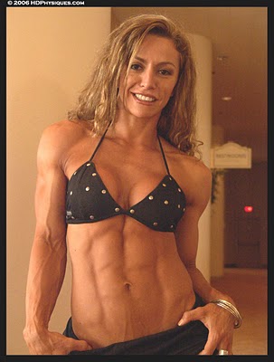 30 Hot Girls With Ripped Abs