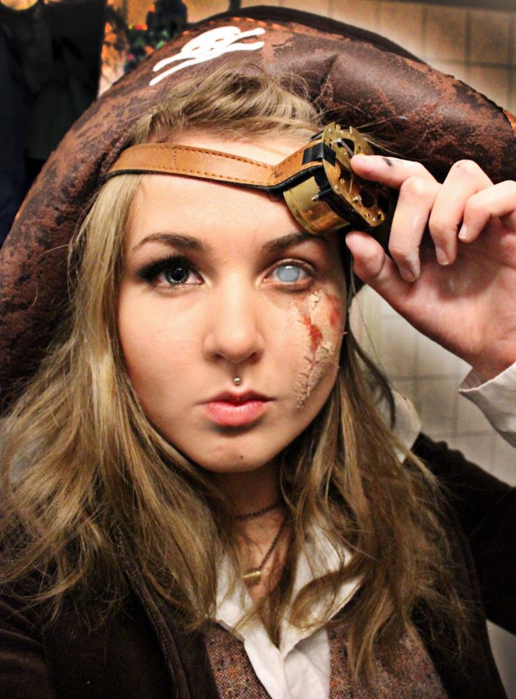 it's fun to dress up