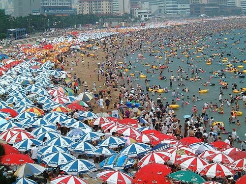 Crowed beach in Korea