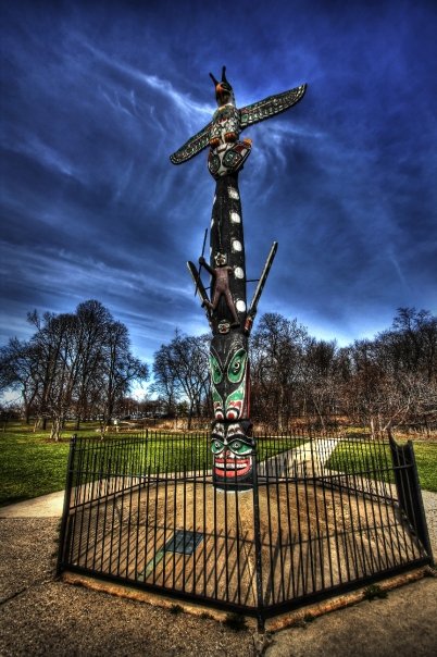 Totem Pole at the Chicago Lakefront