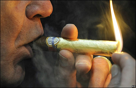 Cigar roled in gold leaf