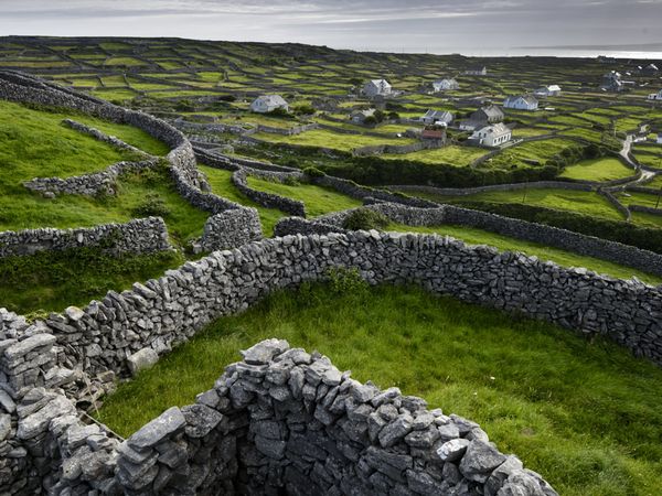 awesome pics - ireland stone walls