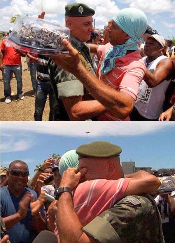 This Brazilian officer asked protestors not to fight that day because it was his birthday, so they surprised him with a cake.