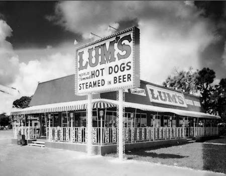 lum's restaurant - Hot Dogs Steamed Beer ir at 11 Eee