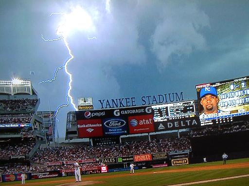 Lightning Storm During A Yankees Game - Picture | eBaum's World