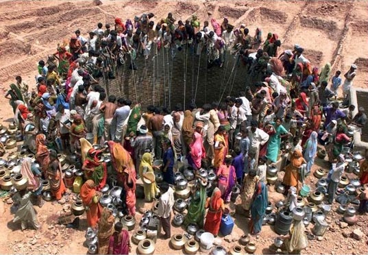 a large well in the village of Natwargadh, Gujarat