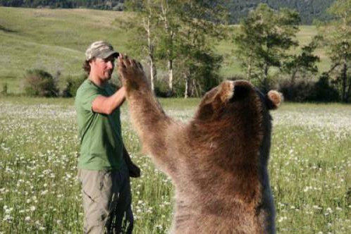 high fiving a bear! win!