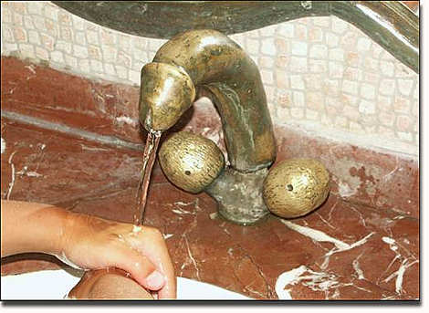 Crazy toilets from around the World