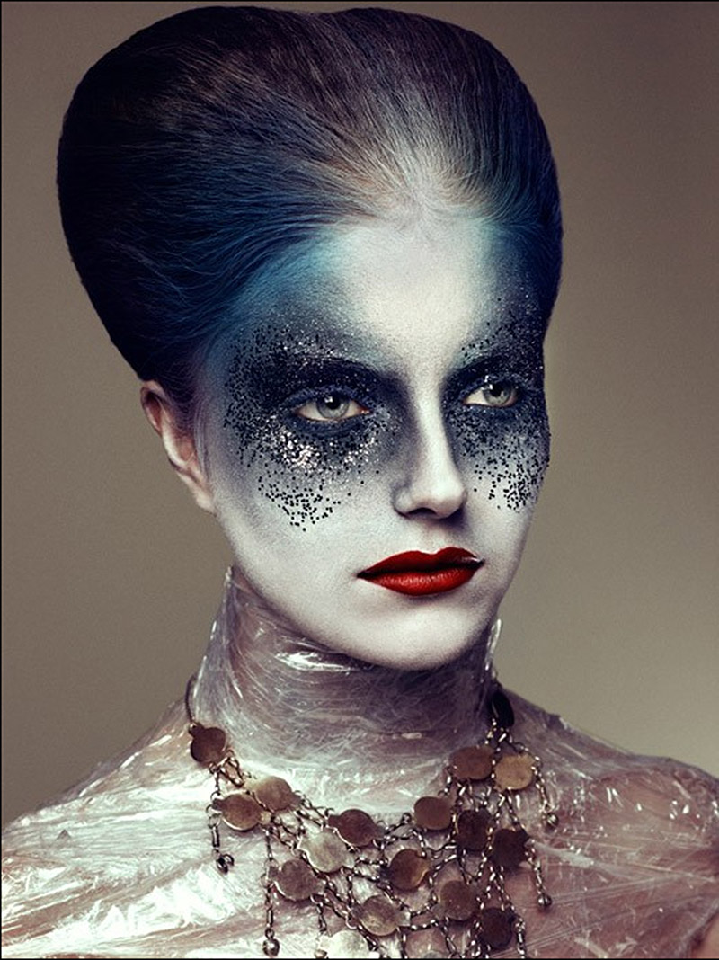 Beautiful Goth Makeup