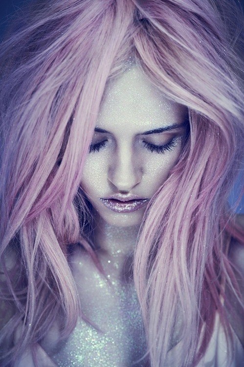 Obsessed with this 'pink shimmer everywhere' zombie girl look.