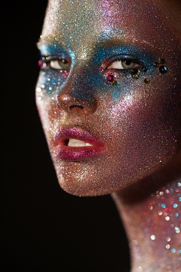 Have a little fun with this glitter fantasy extravaganza!