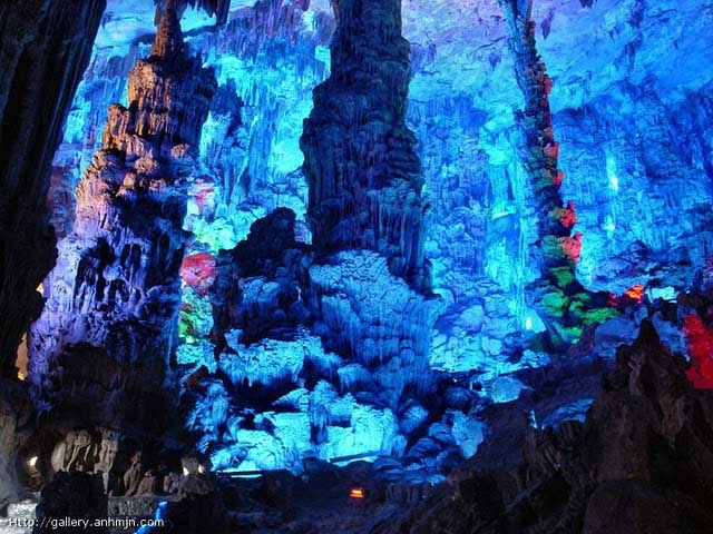 Awesome Caves Around The World