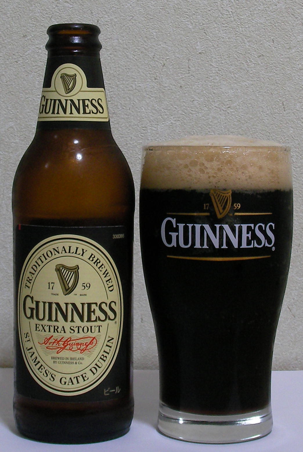 Worst Beers: Guinness Extra Stout - Guinness Extra Stout is quite high on the calorie scale, so why not opt for the black stuff on tap instead? Its 176 calories is a full 50 calories higher than the draught version of the greatest stuff on earth.