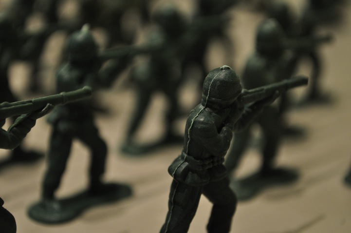Ever Wanted To See 10,000 Toy Soldiers Perfectly Lined Up?