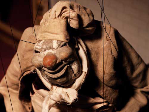 Creepy Puppets That Want To KILL YOU In Your Sleep
