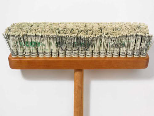 23 Amazing Artworks Made With Money!