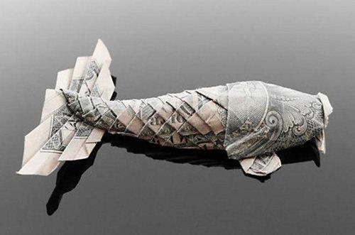 23 Amazing Artworks Made With Money!