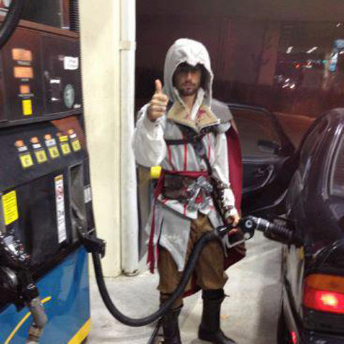 20 Funniest Pics Of Weirdos Pumping Gas