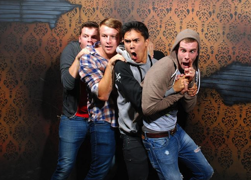 22 Pictures Of People Freaking Out In A Haunted House