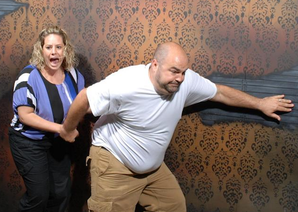 22 Pictures Of People Freaking Out In A Haunted House