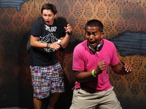 22 Pictures Of People Freaking Out In A Haunted House